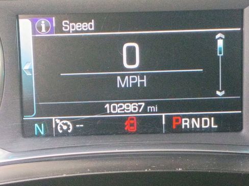 Used 2019 Chevrolet Traverse LT FWD image 24