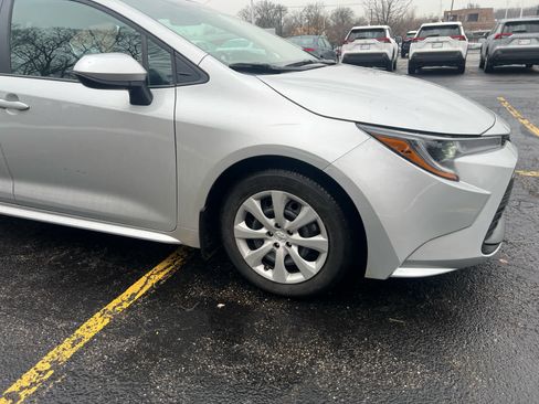 Used 2023 Toyota Corolla LE w/ Carpet Mat Package (TMS) image 18