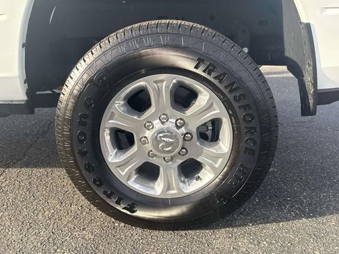 Used 2025 RAM 2500 Big Horn image 10