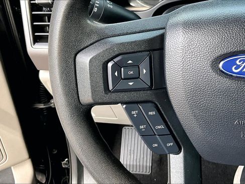 Used 2019 Ford F150 XLT image 24