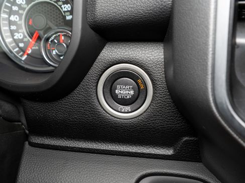 Used 2024 RAM 2500 Big Horn w/ Night Edition AWD/4WD image 24