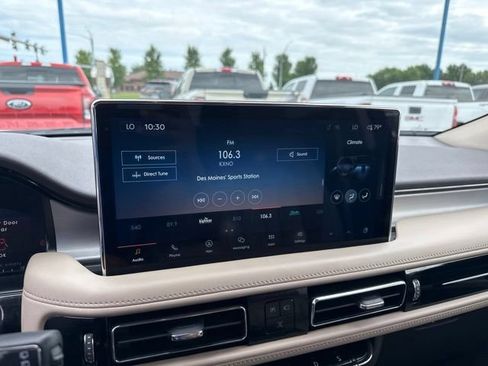 Certified 2023 Lincoln Nautilus AWD w/ Premium Package image 32