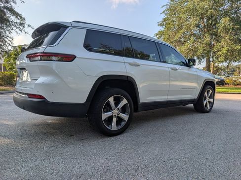 Used 2021 Jeep Grand Cherokee L Limited w/ Luxury Tech Group II AWD/4WD image 9