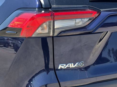 Certified 2025 Toyota RAV4 XLE AWD/4WD image 29
