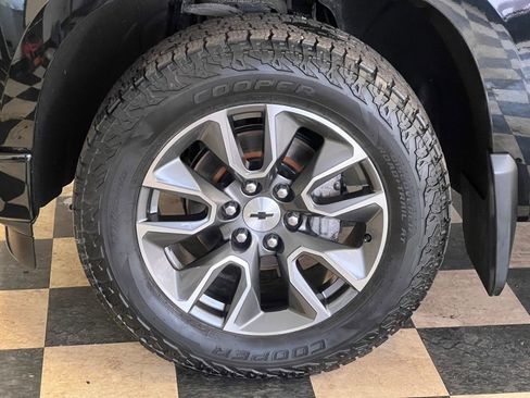 Used 2022 Chevrolet Silverado 1500 RST w/ Z71 Off-Road Package image 48