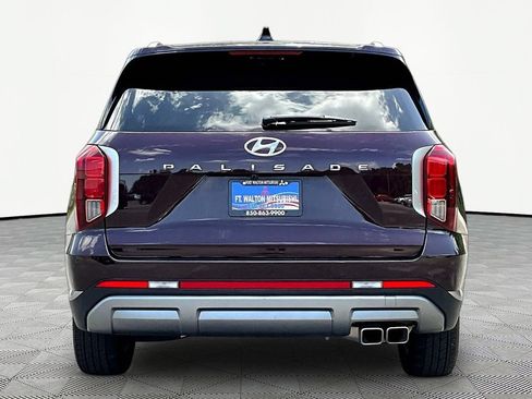 Used 2024 Hyundai Palisade SEL FWD image 6