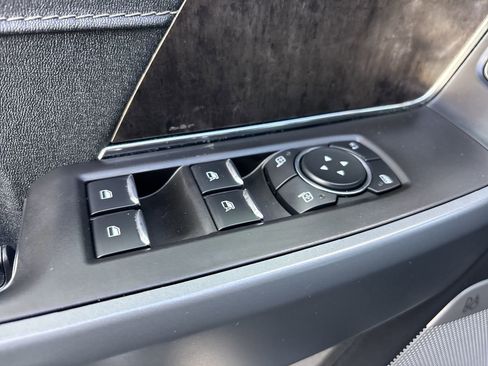 Used 2023 Ford F150 Lariat image 18