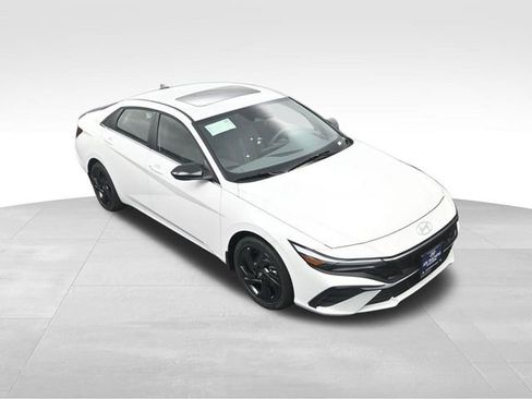 New 2026 Hyundai Elantra SEL Sport image 22