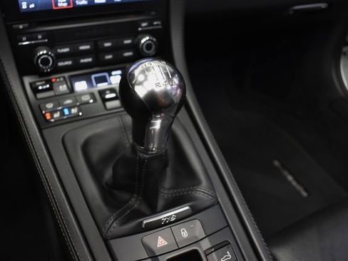 Used 2018 Porsche 718 Boxster GTS image 16