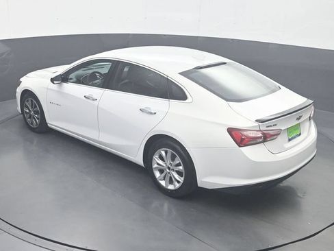 Used 2020 Chevrolet Malibu LT FWD image 23