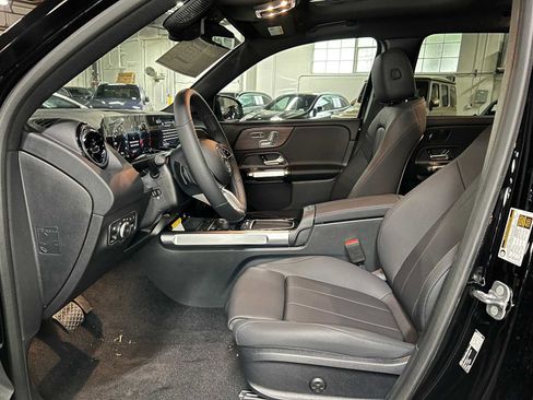 New 2026 Mercedes-Benz GLB 250 4MATIC image 23