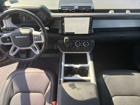 Used 2025 Land Rover Defender 110 S AWD/4WD image 26