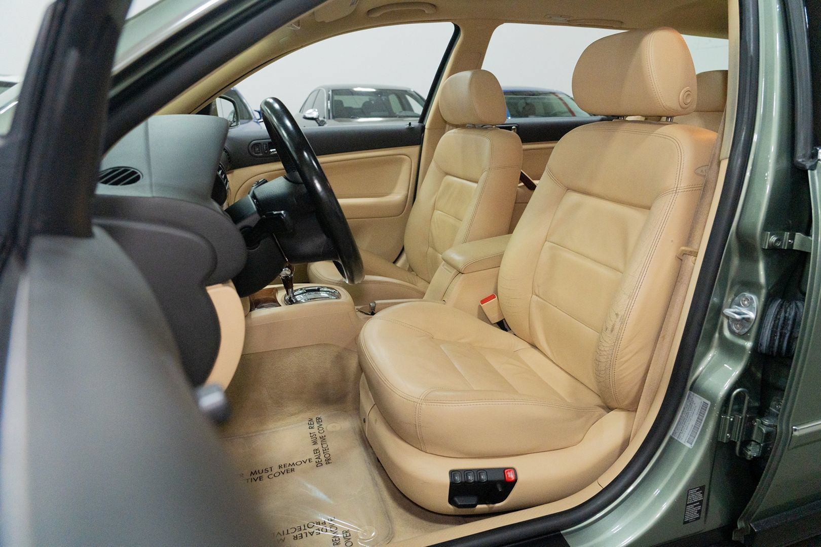 Used 2002 Volkswagen Passat GLX AWD/4WD image 20