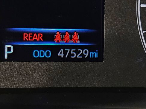 Used 2024 Toyota Corolla SE image 28