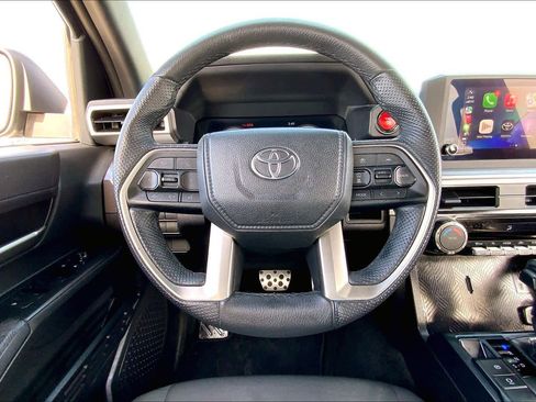 Used 2024 Toyota Tacoma TRD Sport image 6