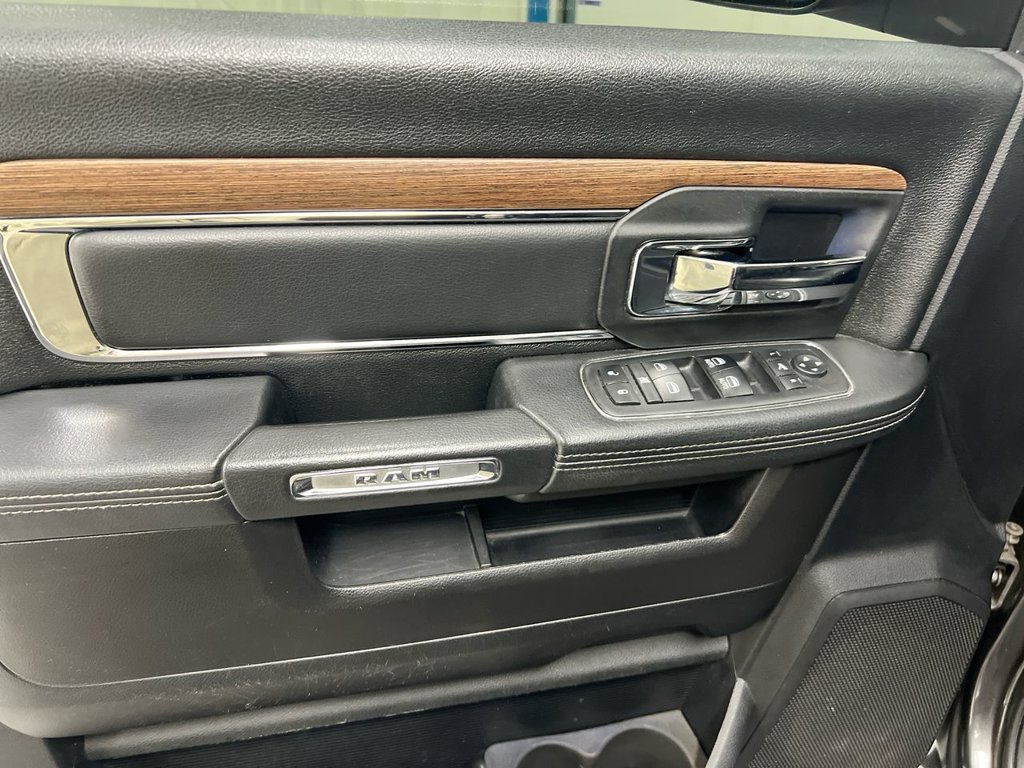 Used 2018 RAM 2500 Laramie w/ Sport Appearance Group AWD/4WD image 21