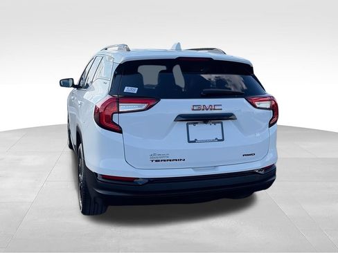 Used 2023 GMC Terrain SLT w/ Elevation Edition AWD/4WD image 7