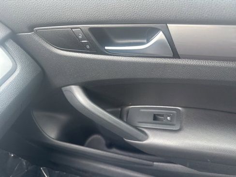 Used 2015 Volkswagen Passat 1.8T Wolfsburg Edition image 20