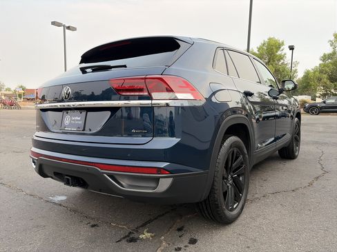 Used 2023 Volkswagen Atlas Cross Sport SE w/ Panoramic Sunroof Package AWD/4WD image 6