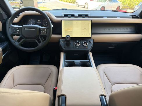 New 2026 Land Rover Defender 110 X-Dynamic SE image 16
