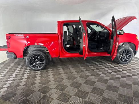 Used 2022 Chevrolet Silverado 1500 Custom Trail Boss w/ Safety Confidence Package AWD/4WD image 14