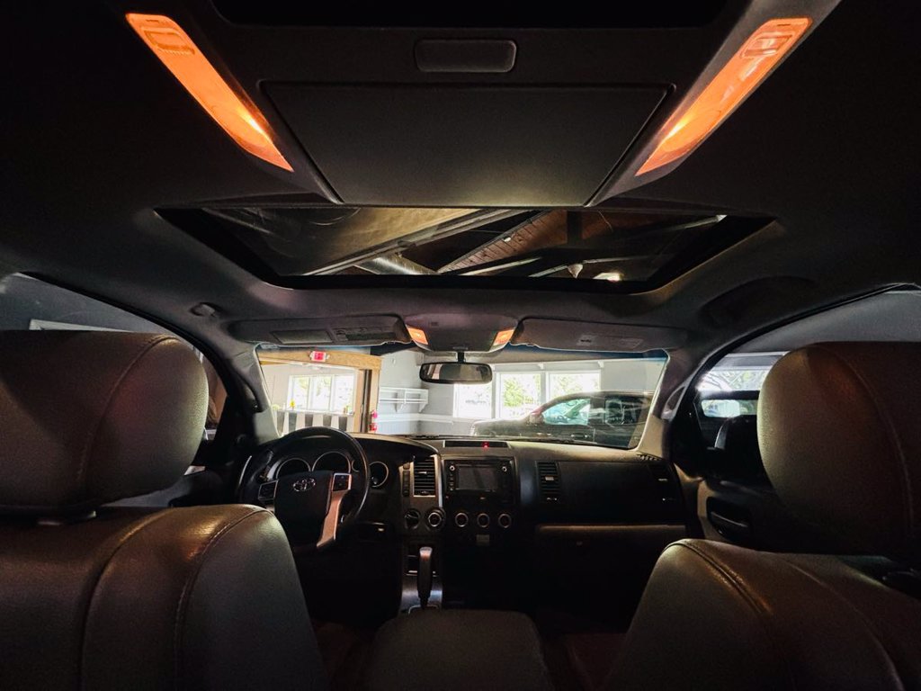 Used 2015 Toyota Sequoia Limited AWD/4WD image 46