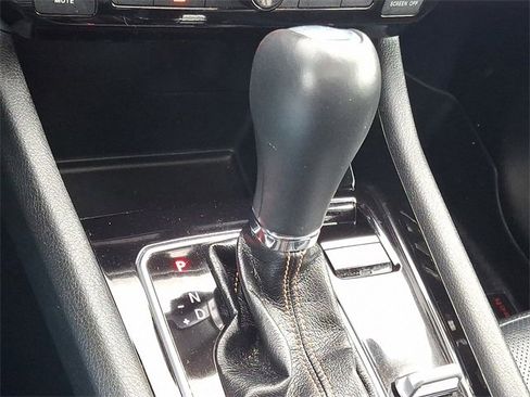 Used 2022 Jeep Compass Limited w/ Elite Group image 16