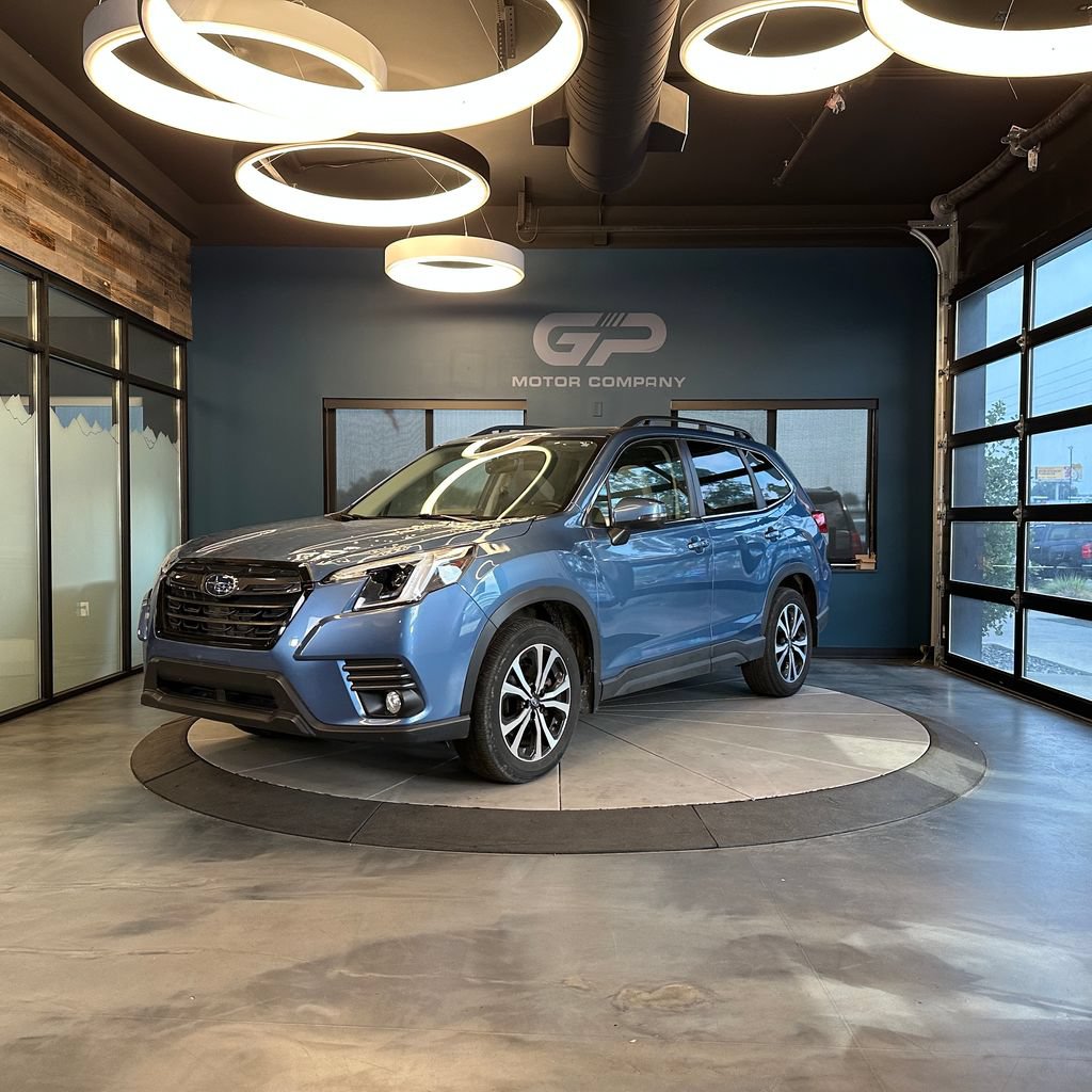 Used 2023 Subaru Forester Limited AWD/4WD image 7
