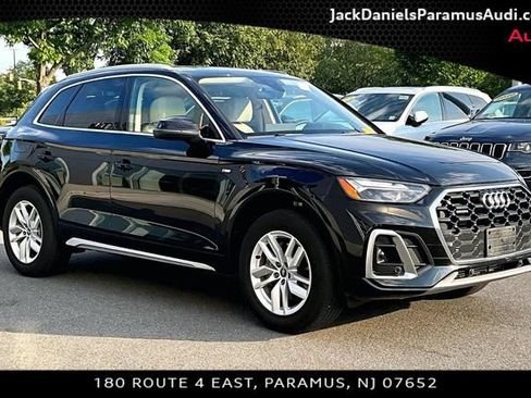 Used 2023 Audi Q5 2.0T Premium w/ Convenience Package AWD/4WD image 9