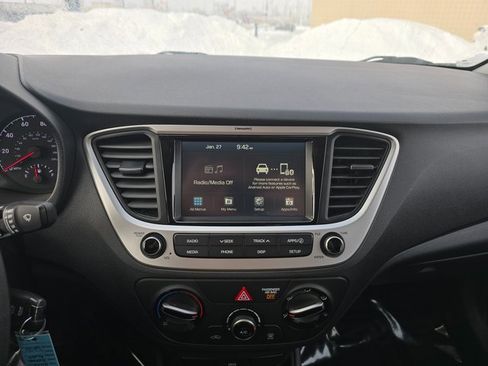 Used 2022 Hyundai Accent SEL image 15