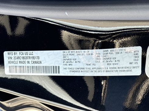 New 2026 Chrysler Pacifica Select w/ S Appearance Package image 31