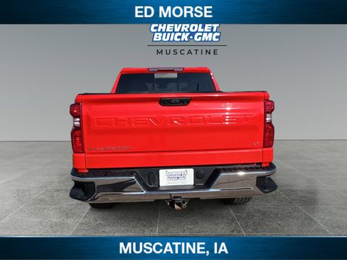 Used 2024 Chevrolet Silverado 1500 LT w/ Leather Package image 4