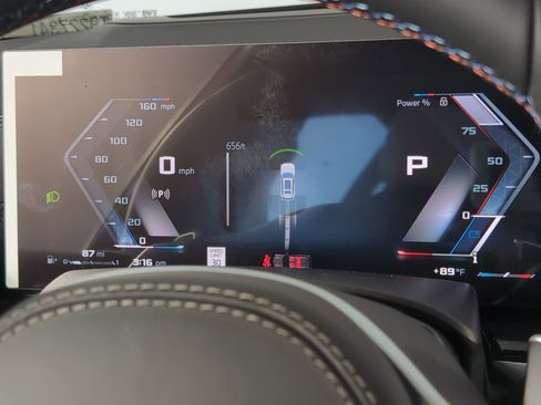 New 2026 BMW X7 M60i image 17