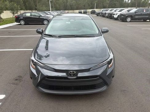 Used 2024 Toyota Corolla LE FWD image 6