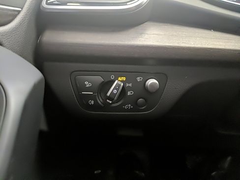 Used 2021 Audi Q5 Prestige image 27