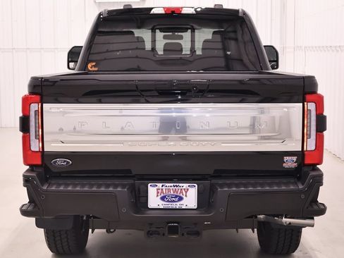 Used 2026 Ford F350 Platinum w/ Platinum Plus Package AWD/4WD image 9