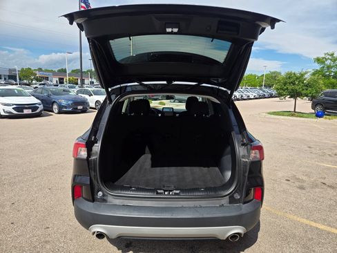 Used 2021 Ford Escape SE w/ Convenience Package AWD/4WD image 6
