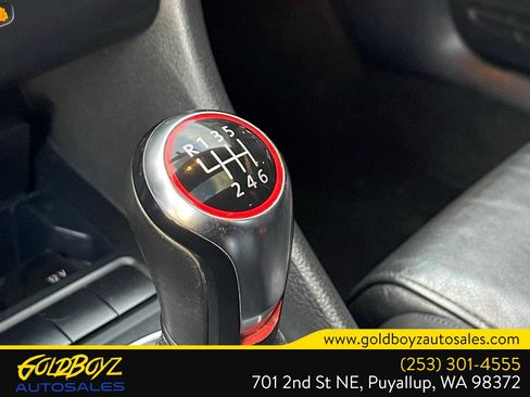 Used 2010 Volkswagen GTI 4-Door image 28