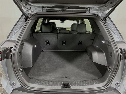 New 2026 Chevrolet Equinox ACTIV w/ Convenience Package III image 19