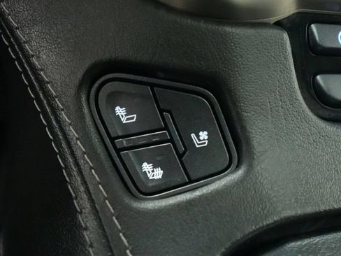 Used 2019 GMC Yukon Denali w/ Denali Ultimate Package AWD/4WD image 43