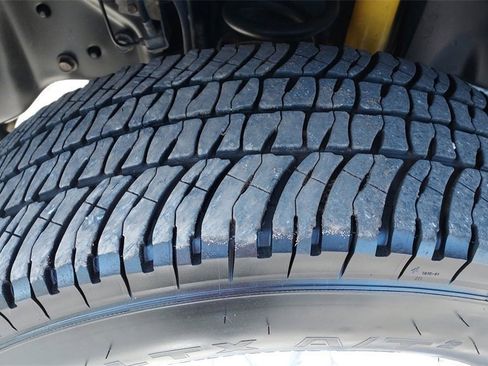 Used 2015 Ford F350 Lariat w/ Lariat Ultimate Package image 10