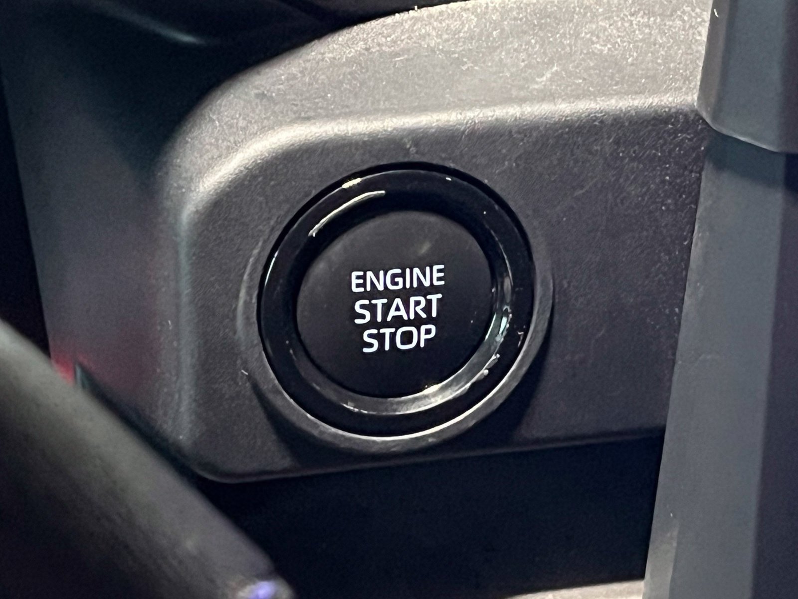Used 2024 Toyota Tacoma SR5 AWD/4WD image 29