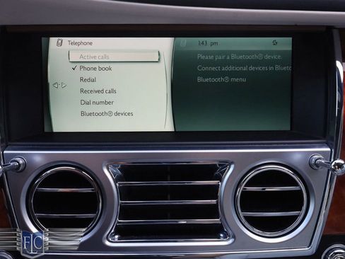 Used 2016 Rolls-Royce Dawn RWD image 26