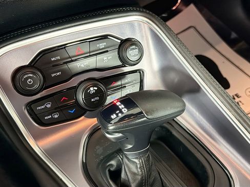 Used 2019 Dodge Challenger R/T w/ Driver Convenience Group image 16
