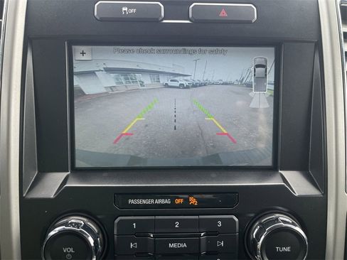 Used 2016 Ford F150 Lariat image 15