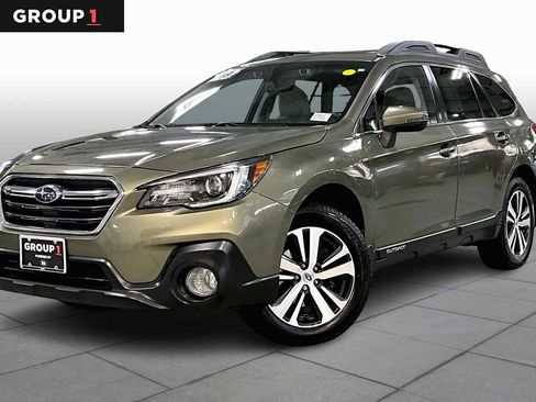 Used 2019 Subaru Outback 2.5i Limited image 1