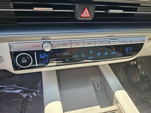 Certified 2023 Hyundai Ioniq 6 SEL RWD image 30