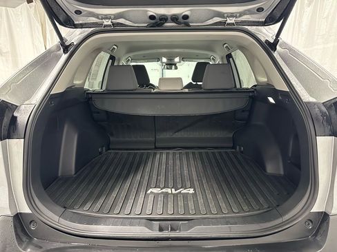 Used 2025 Toyota RAV4 XLE image 47