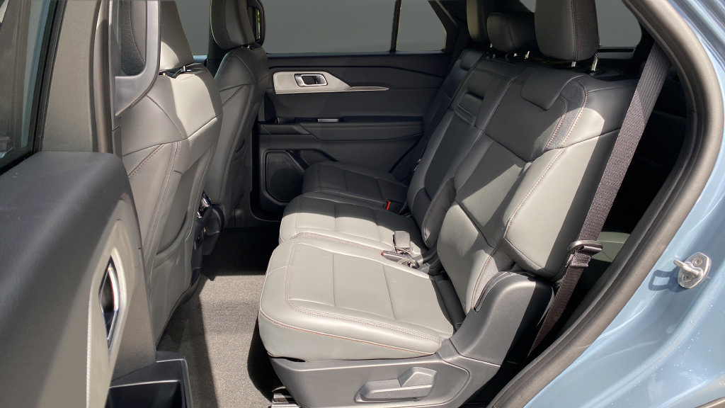 New 2027 Ford Explorer Active w/ Active Comfort Package AWD/4WD image 24