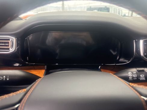 New 2025 Jeep Grand Wagoneer Series III w/ HD Trailer Tow Package image 19